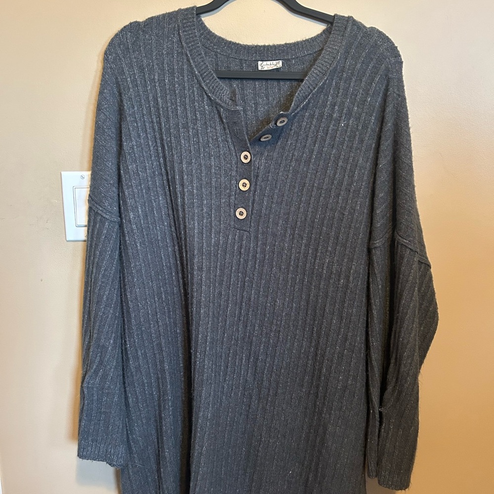 FREE PEOPLE Charcoal Ribbed Crewneck Sweater